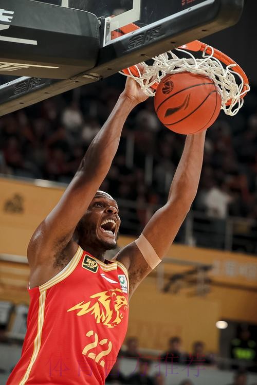 CBA-卡尔顿25+10 浙江方兴渡90-75青岛获6连胜 CBA-卡尔顿25+10 浙江方兴渡90-75青岛获6连胜